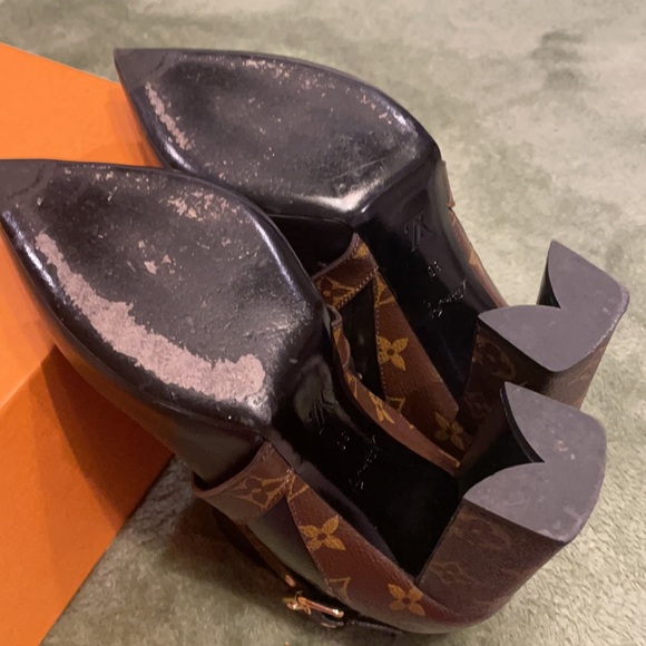 Authentic Women Lous Vuitton Matchmaker Shoe size 38 or 8 - Picture 2 of 6